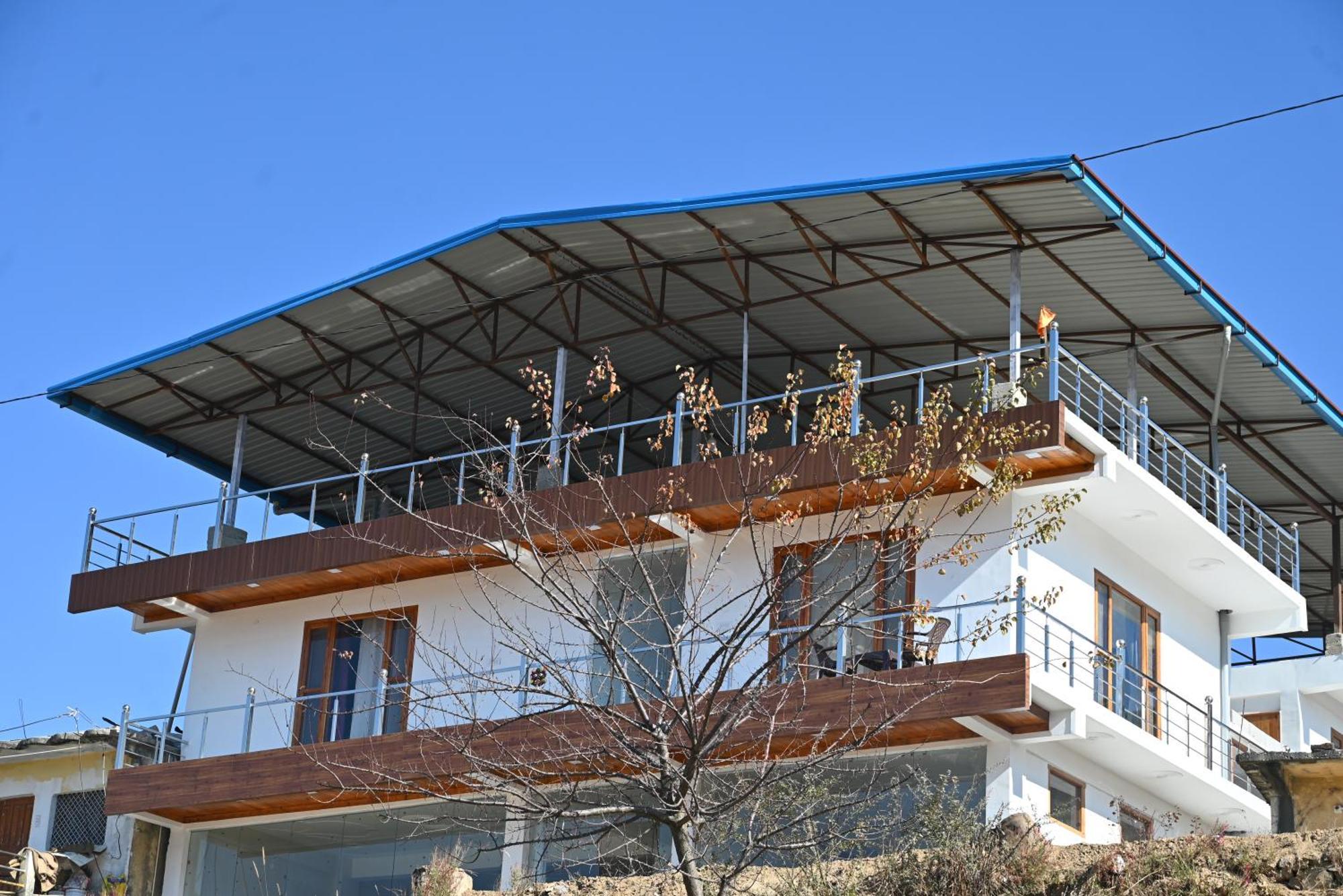 Himalayan Hill Top Resort Kanatal Dış mekan fotoğraf