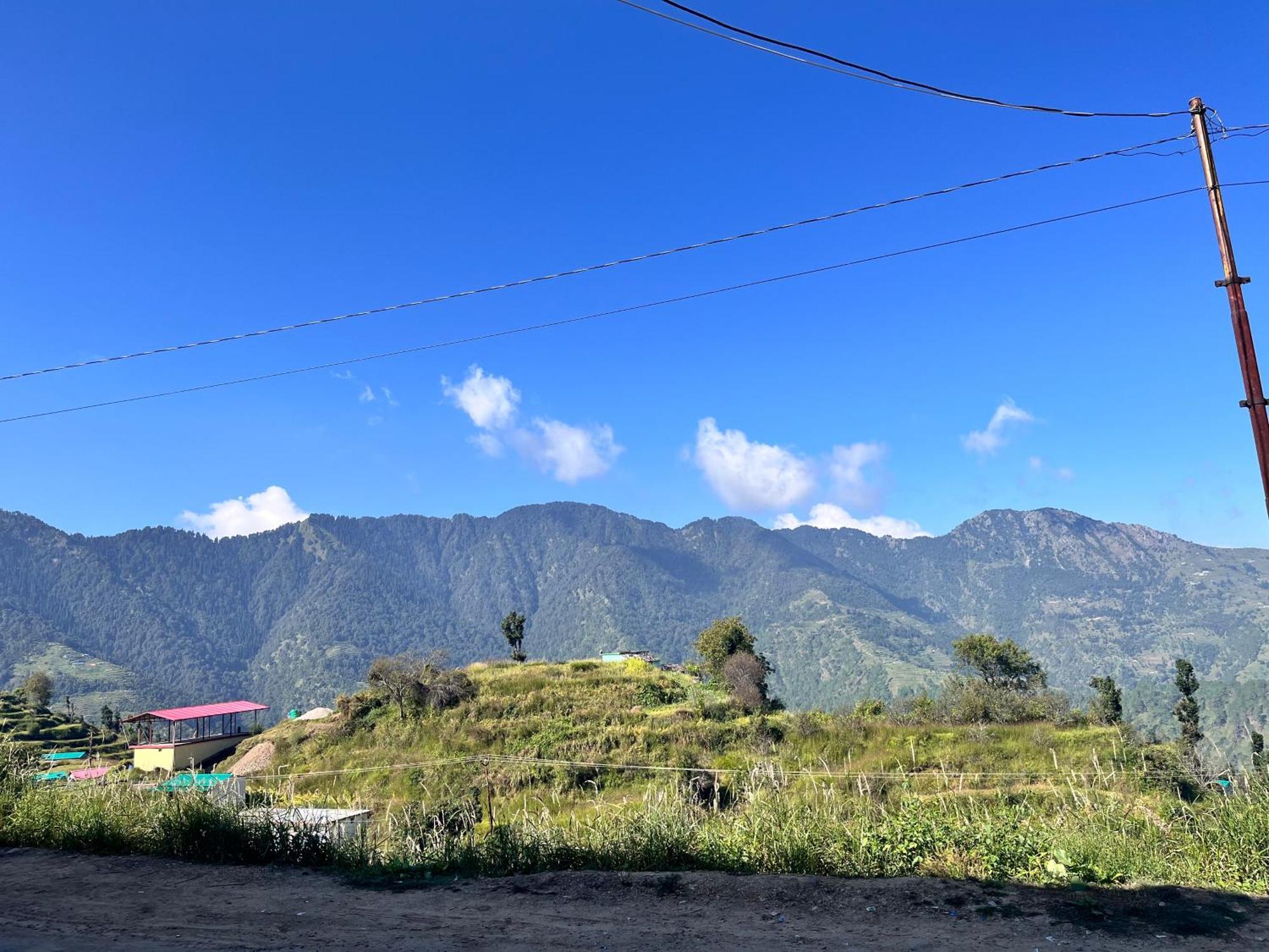 Himalayan Hill Top Resort Kanatal Dış mekan fotoğraf